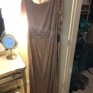 Adrianna Papell gown.